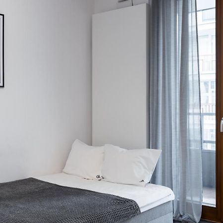 Golden Apartments Warsaw - Bright And Modern Apartments -Premium Building In Top Location- Solidarnosci Exterior foto